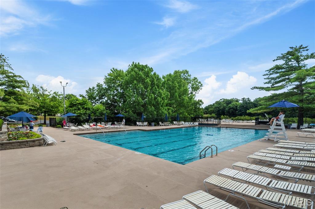 The Cove At Lake Chesterfield - Residential