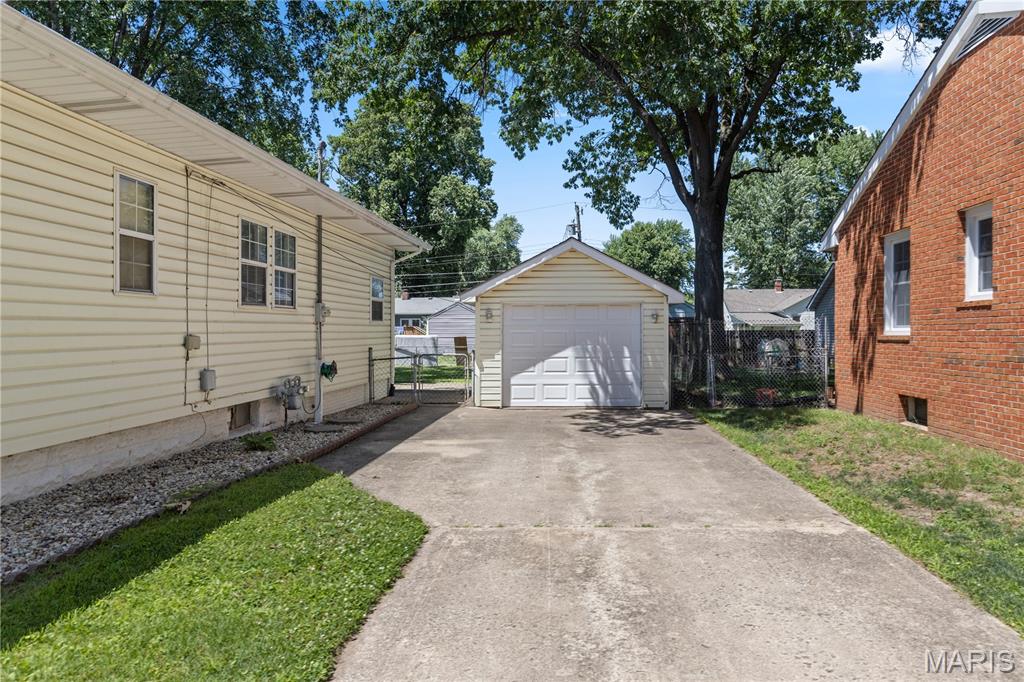 Roxana - Residential
