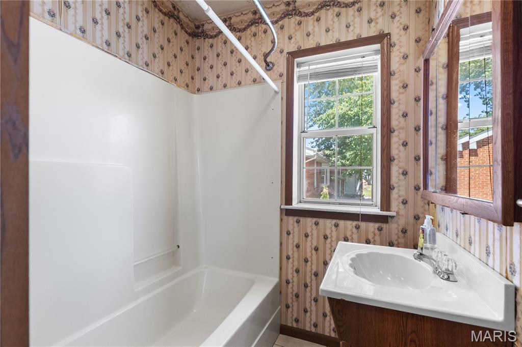 Roxana - Residential