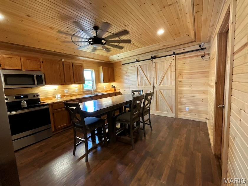 Pollocks Add - Residential