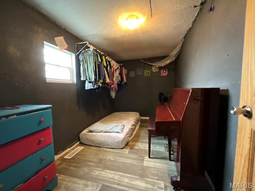 Pollocks Add - Residential