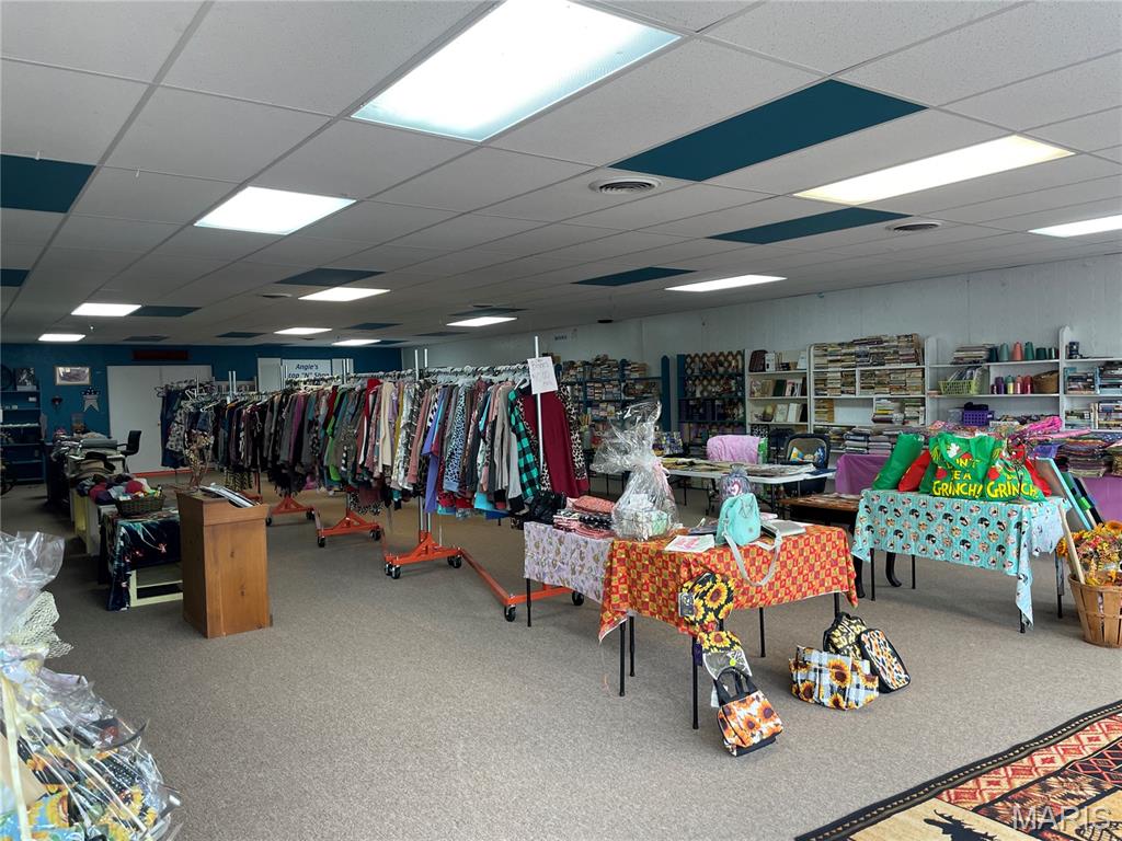 n/a - Commercial Sale