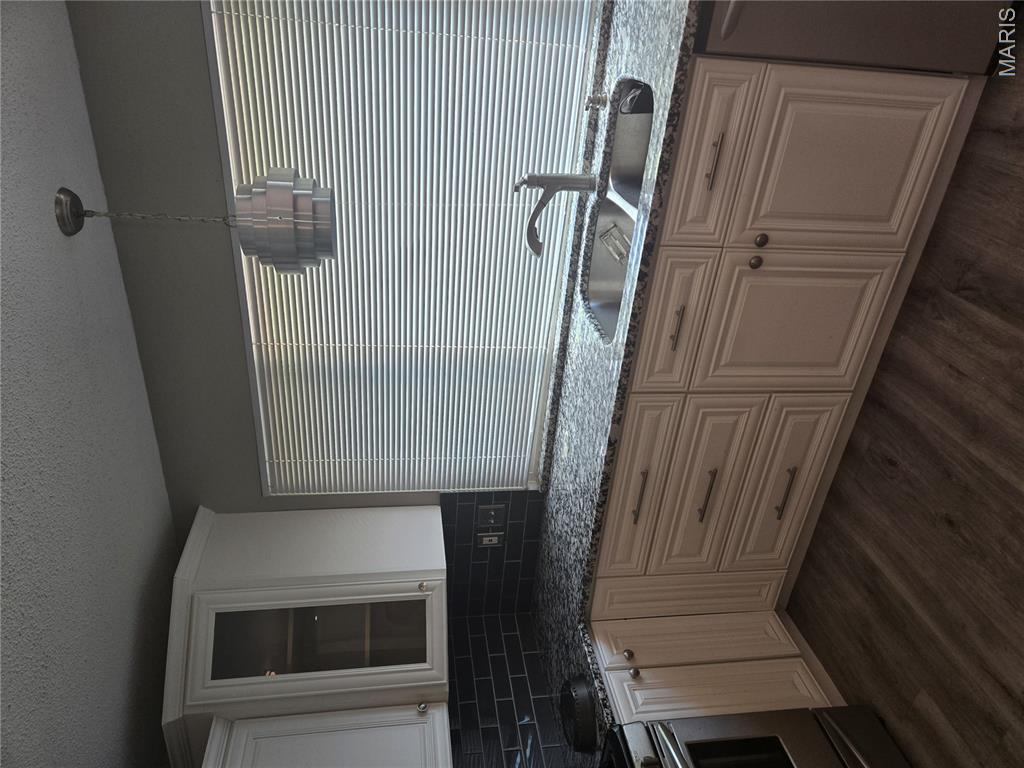 Country Village Hills Ii 2 - Residential Lease