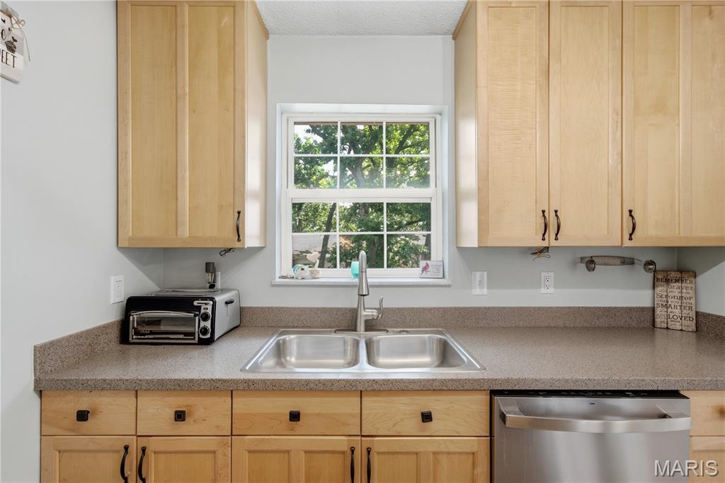 Brentwood Forest Condo Ph Seven - Residential