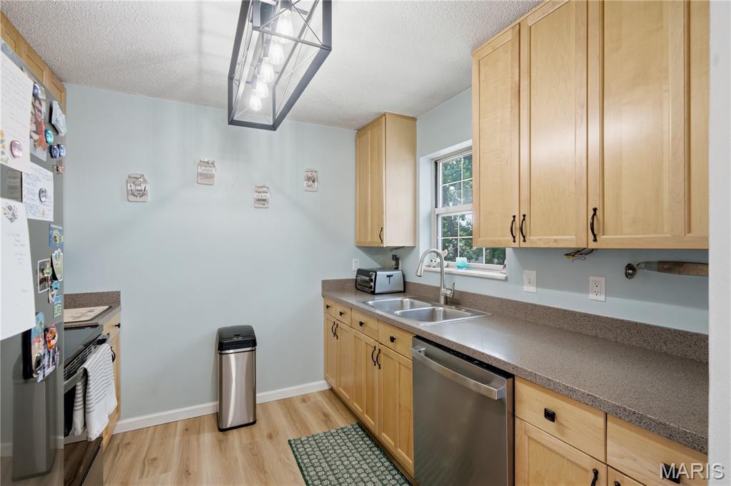 Brentwood Forest Condo Ph Seven - Residential