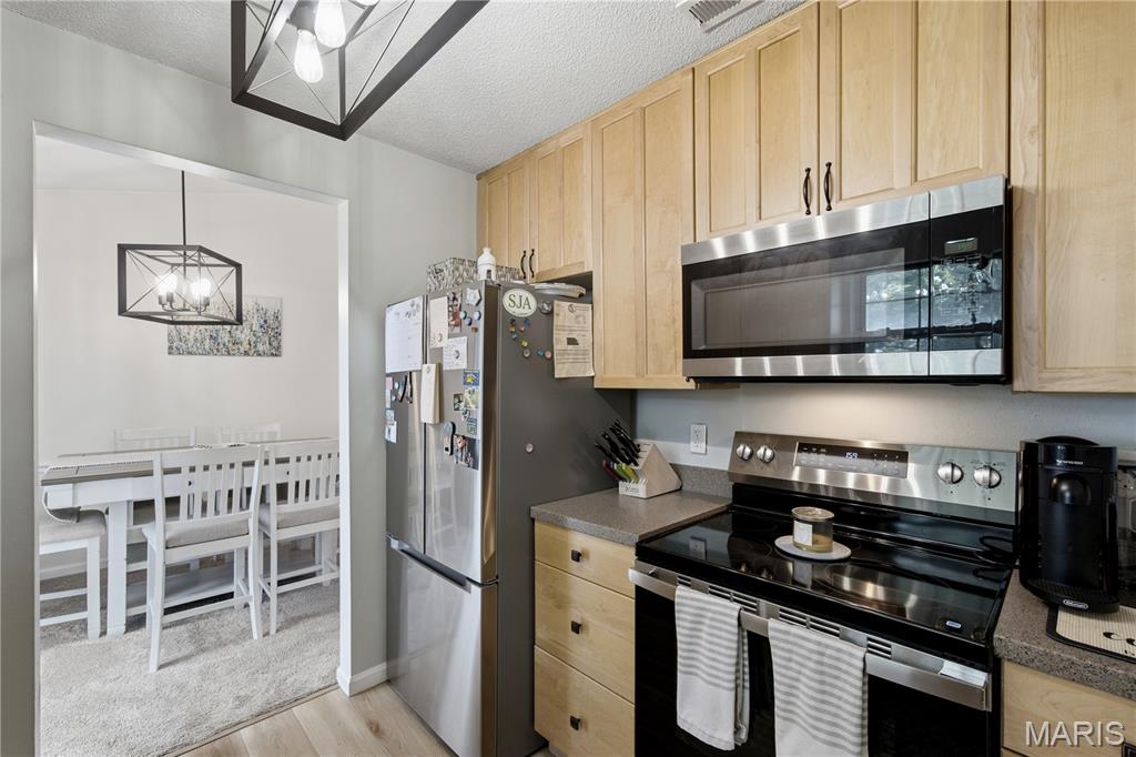 Brentwood Forest Condo Ph Seven - Residential