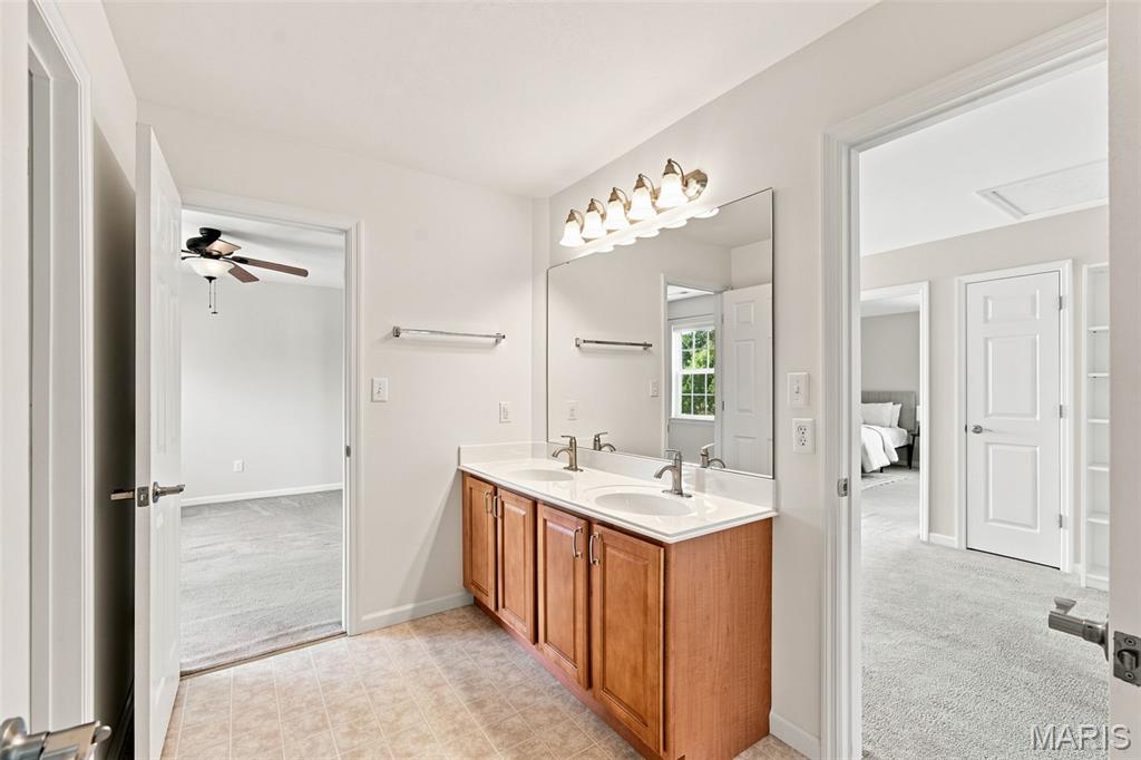 Vantage Pointe - Residential