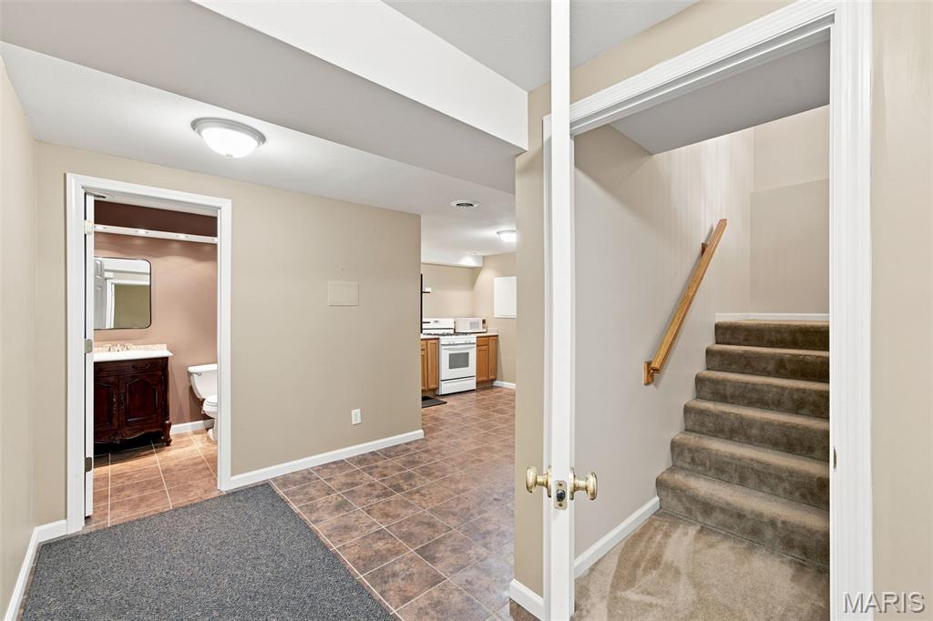 Vantage Pointe - Residential