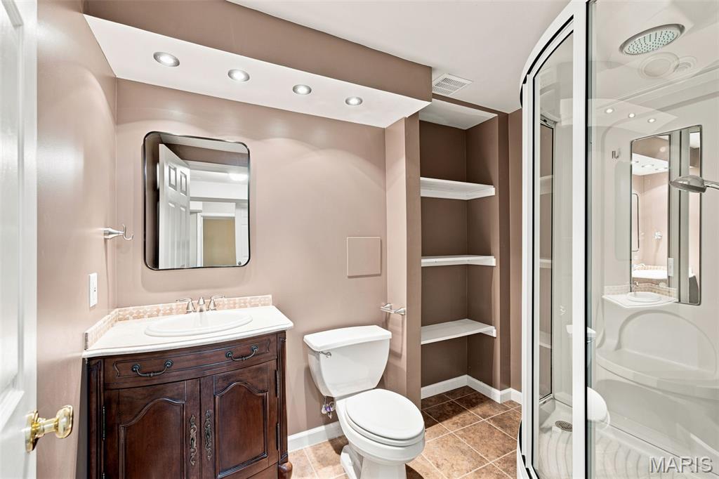 Vantage Pointe - Residential