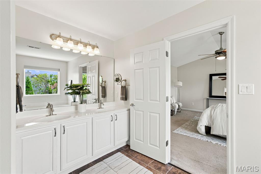 Vantage Pointe - Residential