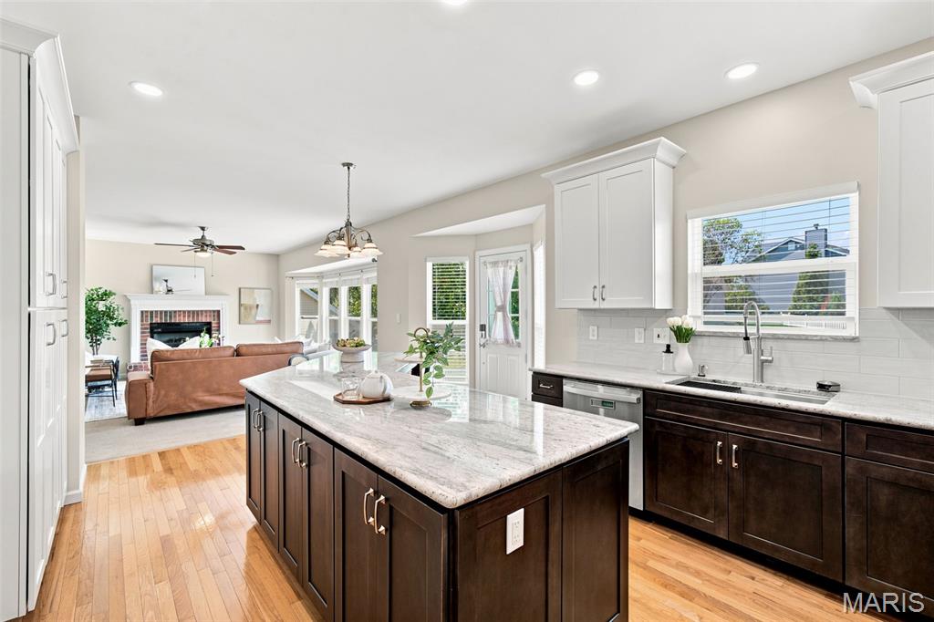 Vantage Pointe - Residential