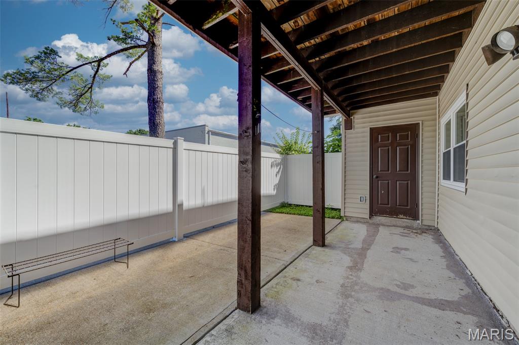 Glendale Gardens Condo - Residential