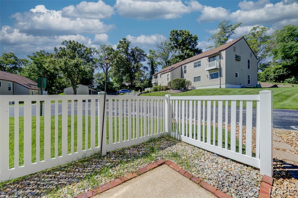 Glendale Gardens Condo - Residential