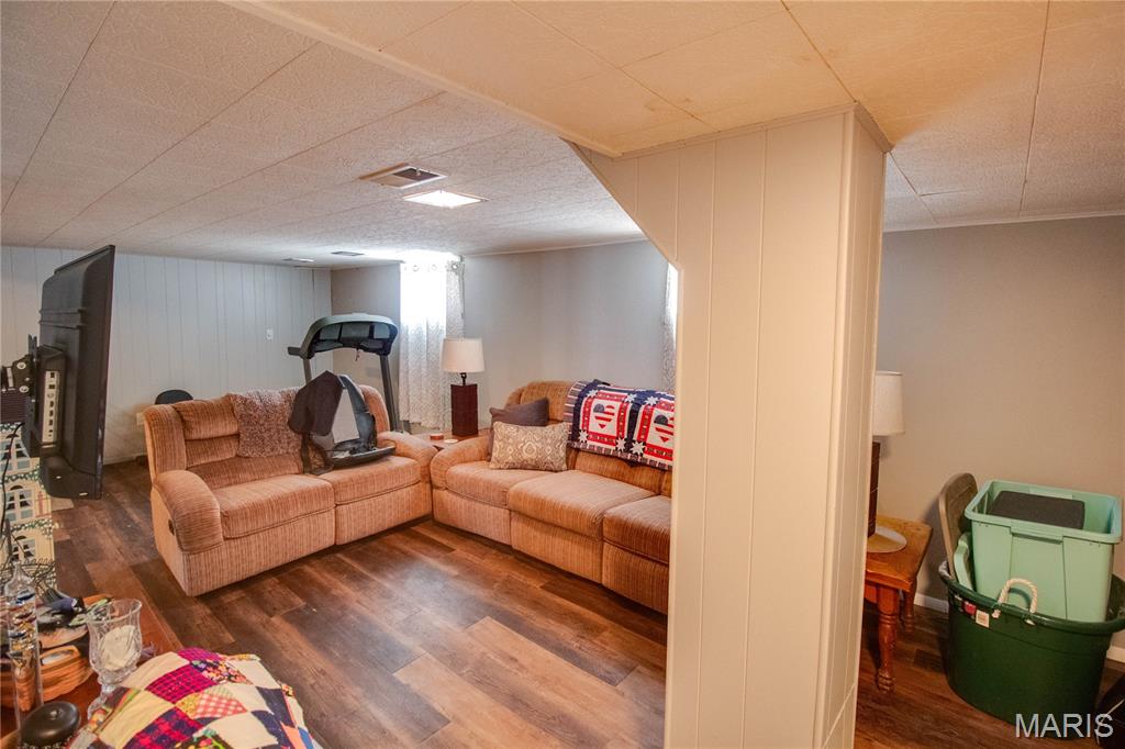 Dulaneys First Sub - Residential