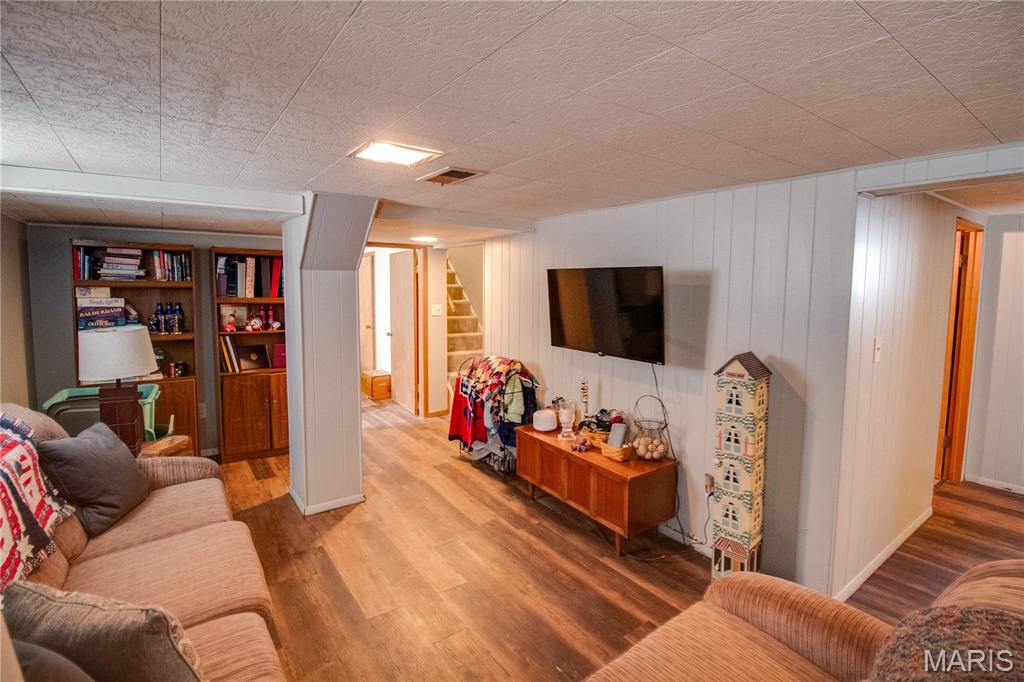 Dulaneys First Sub - Residential