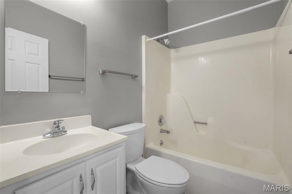 Walnut Hills Lake Estates - Residential