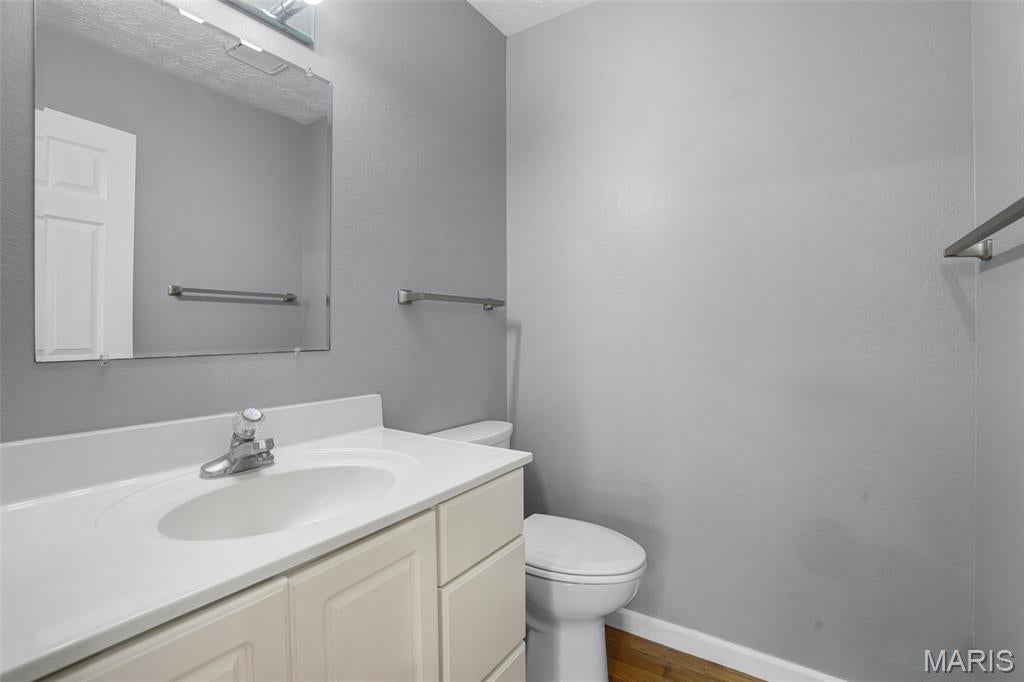 Walnut Hills Lake Estates - Residential