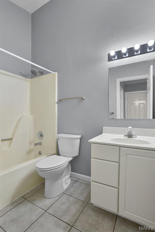 Walnut Hills Lake Estates - Residential
