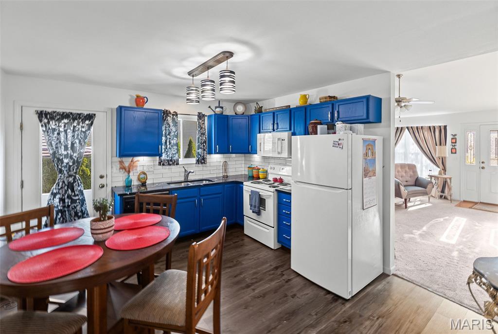 Knolls/Century Oaks Amd - Residential