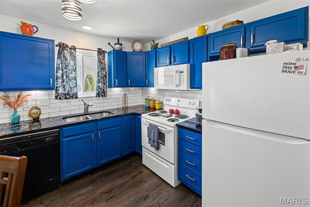 Knolls/Century Oaks Amd - Residential