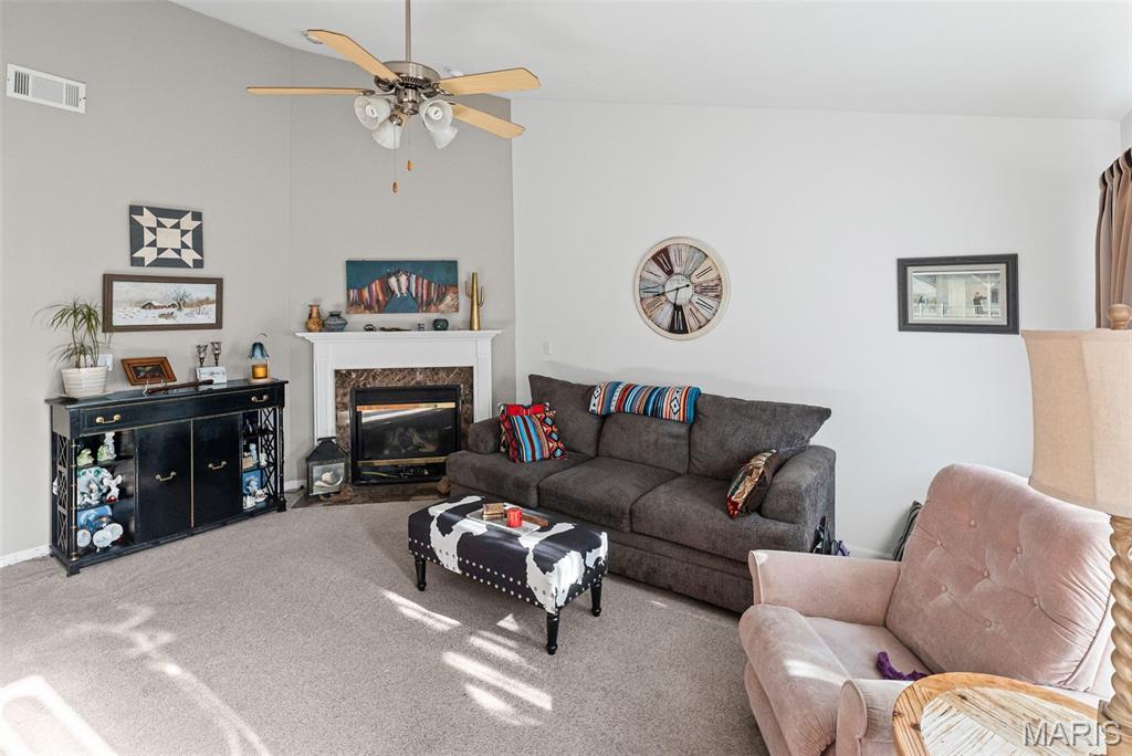 Knolls/Century Oaks Amd - Residential