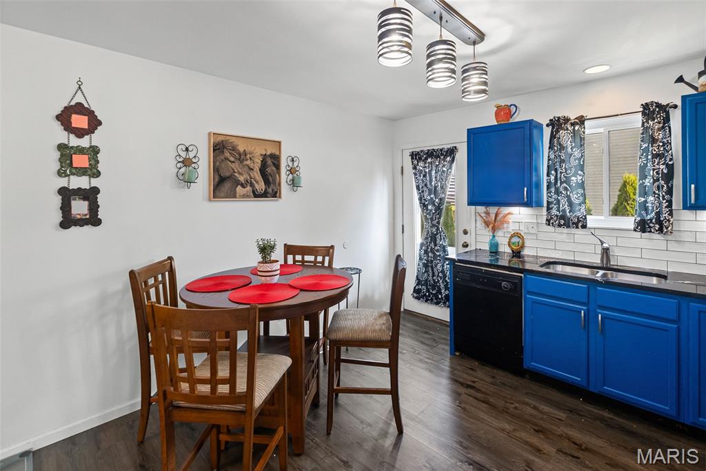 Knolls/Century Oaks Amd - Residential