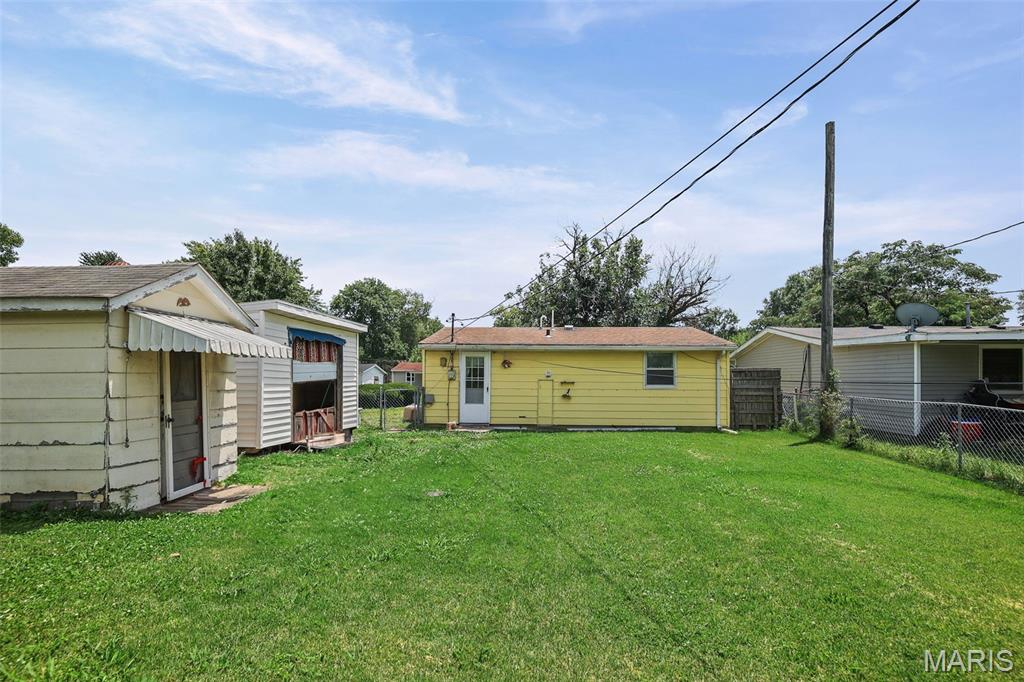 De Paul Gardens - Residential