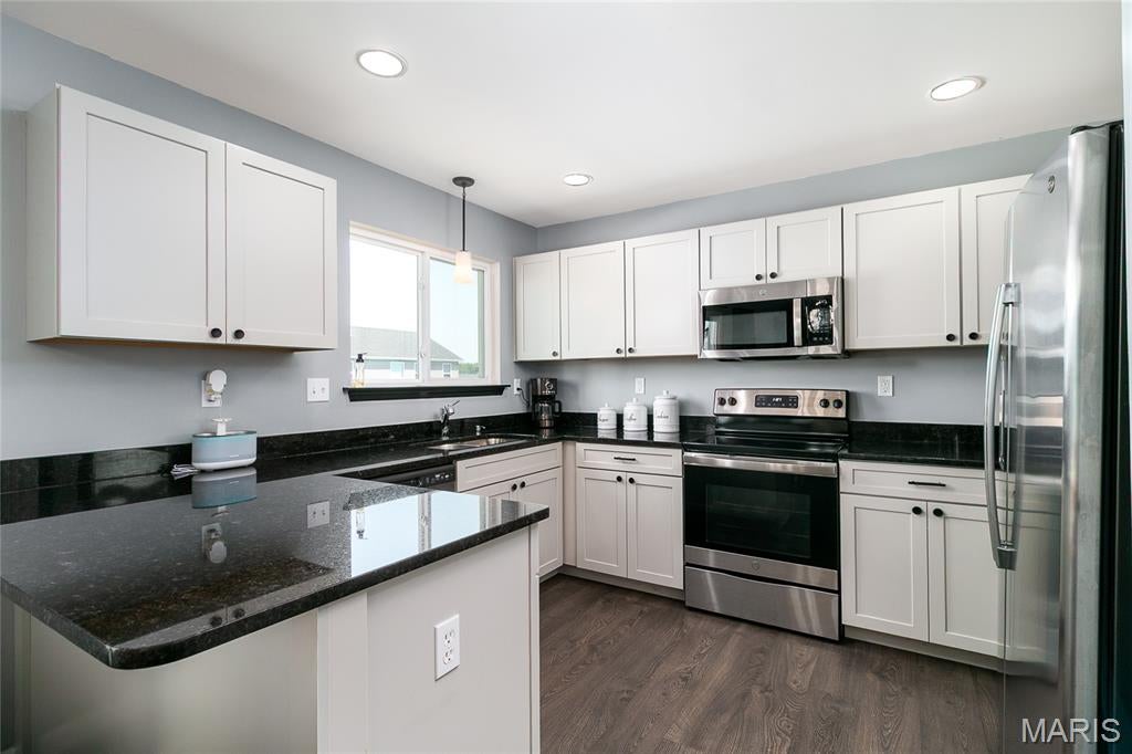 Majestic Lakes - Residential