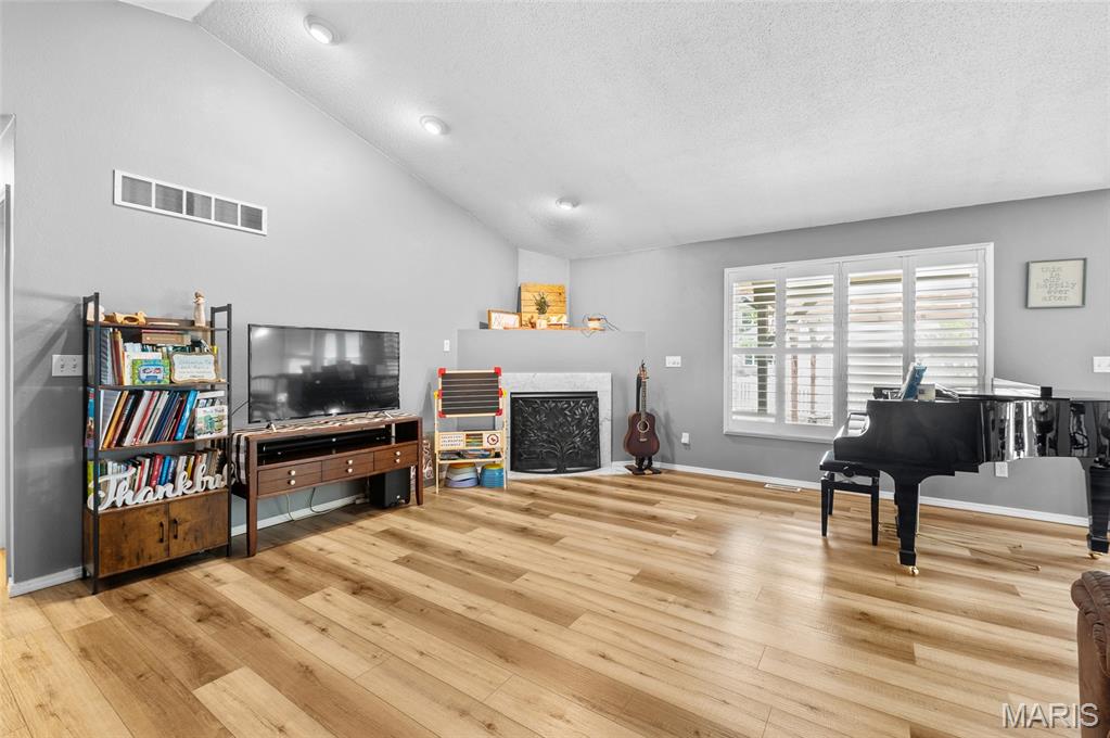 NORTH COUNTRY ESTATES - Residential