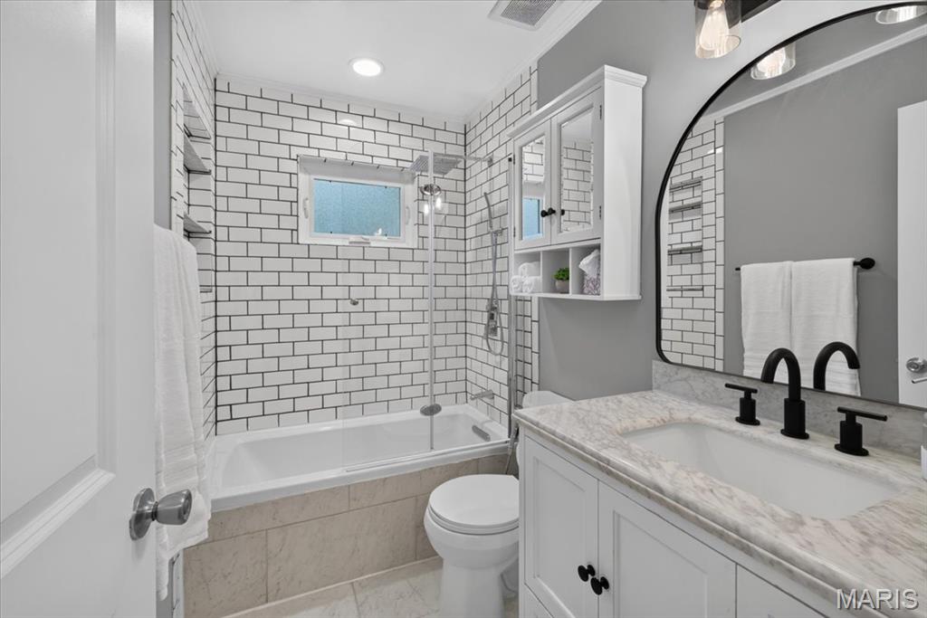Oak Crest 2 - Residential