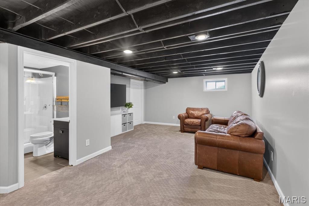 Oak Crest 2 - Residential