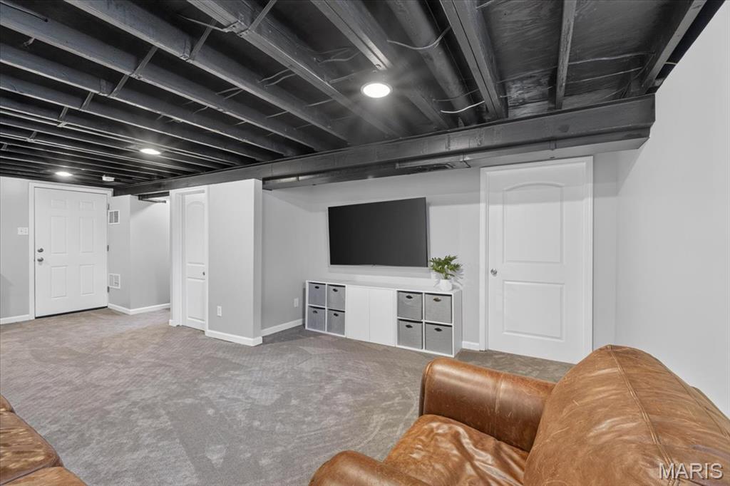 Oak Crest 2 - Residential