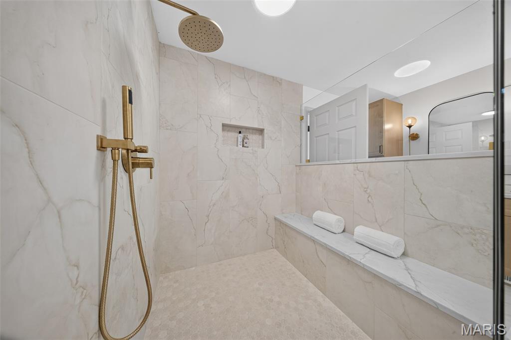 Creve Coeur Place Add - Residential