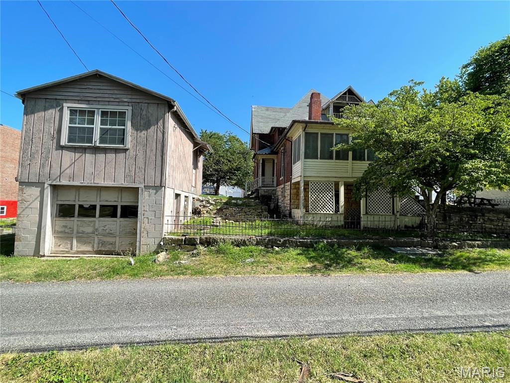 Not in a subdivision - Residential