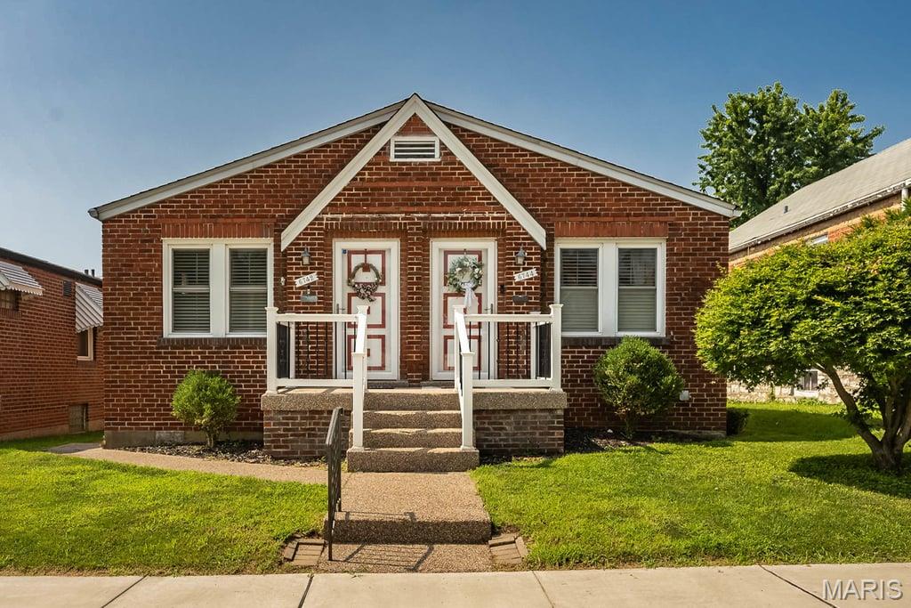 This super nice duplex in the popular Hi-Pointe area does not disappoint! Owner occupied on the left, and a wonderful tenant on the right, this could be the perfect setup for you, too! Both units show beautifully! Boasting a private basement/laundry area for each side, a private backyard and a shared garage! Talk about location, this one is great!