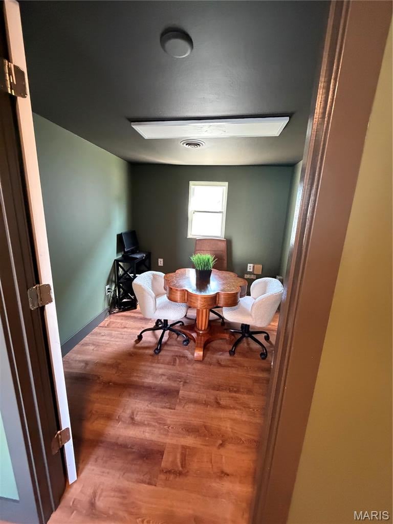 none - Commercial Sale
