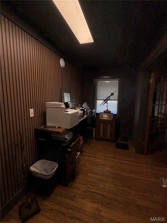 none - Commercial Sale