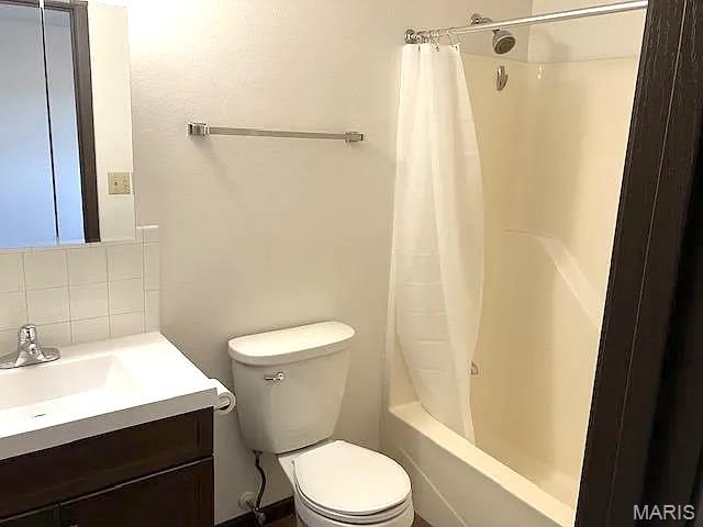 NOT IN A SUBDIVISION - Residential Lease