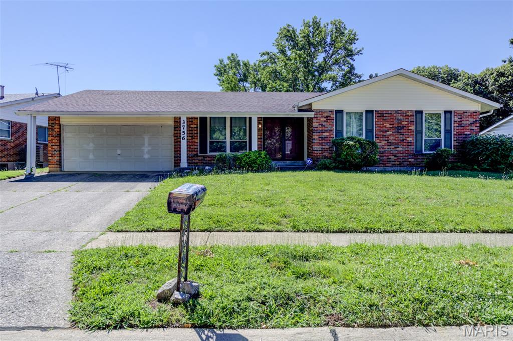 Completely renovated and move-in ready! Welcome to 3756 Argonne Forest Drive, where modern updates and exceptional value come together. This beautifully refreshed home features a new roof, new HVAC system, new flooring, fresh paint throughout, and a stunning updated kitchen with quartz countertops and an oversized island perfect for entertaining, meal prep, and gathering with family and friends.
Every detail has been thoughtfully updated to provide comfort, style, and peace of mind for the next owner. The open, inviting layout offers contemporary finishes while maintaining a warm and welcoming feel throughout the home.
Priced aggressively at $220,000, this is an incredible opportunity to own a turnkey property without the hassle of renovations. Schedule your showing today—this one won't last long!