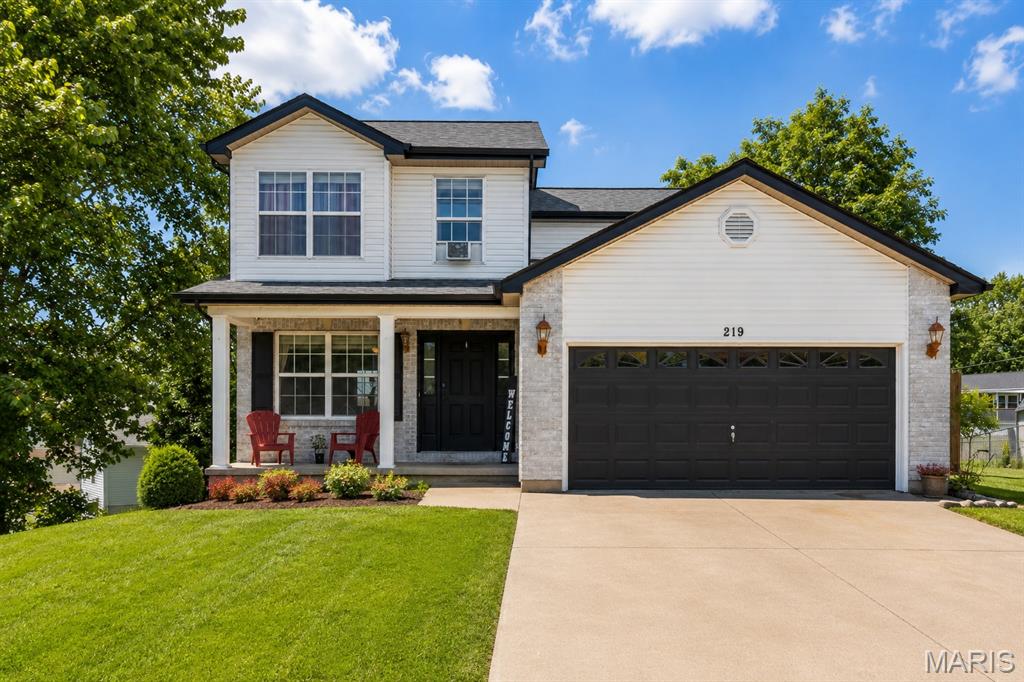 Welcome to 219 Richmond in the desirable Williamsburg Subdivision and sought-after Crystal City School District! This move-in ready two-story home offers spacious living areas, luxury vinyl flooring, updated lighting, a beautifully appointed kitchen with center island and abundant cabinetry, and a stylishly updated half bath. The dining area opens to the deck, creating the perfect space for entertaining. In 2024, the roof, siding, drip edge, gutters, downspouts and ventilation at the peak were upgraded.  See transferable warranty in supplements.  Enjoy small-town living in Crystal City while being conveniently located near schools, parks, shopping, dining, and Highway 61.  Don't miss your opportunity to call this wonderful home your own!