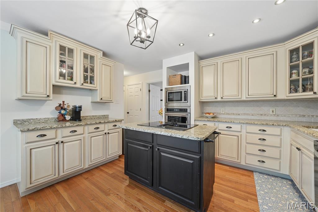 Pointe Clayton - Residential