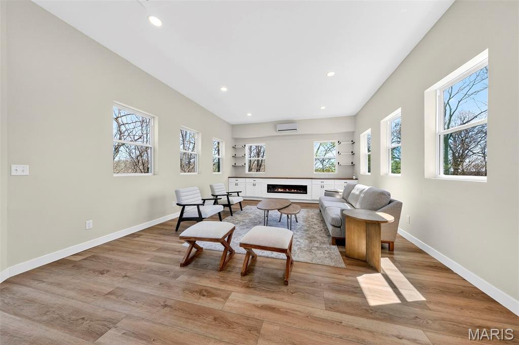 Fischer Pointe Estates - Residential
