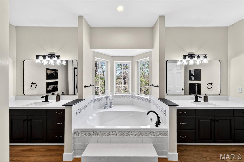 Fischer Pointe Estates - Residential