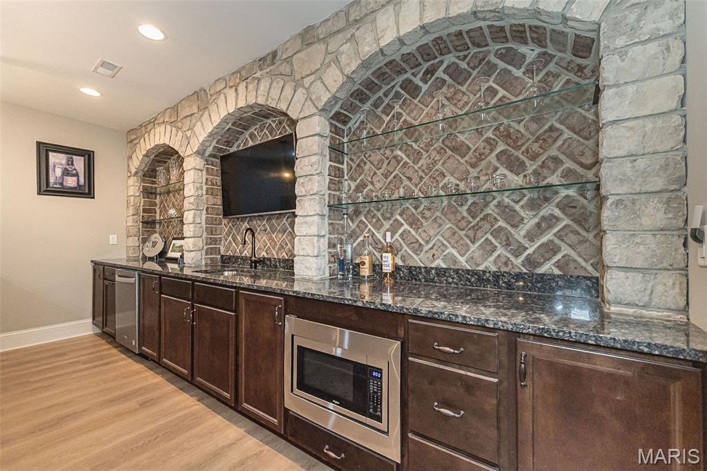 Arbors At Kehrs Mill - Residential