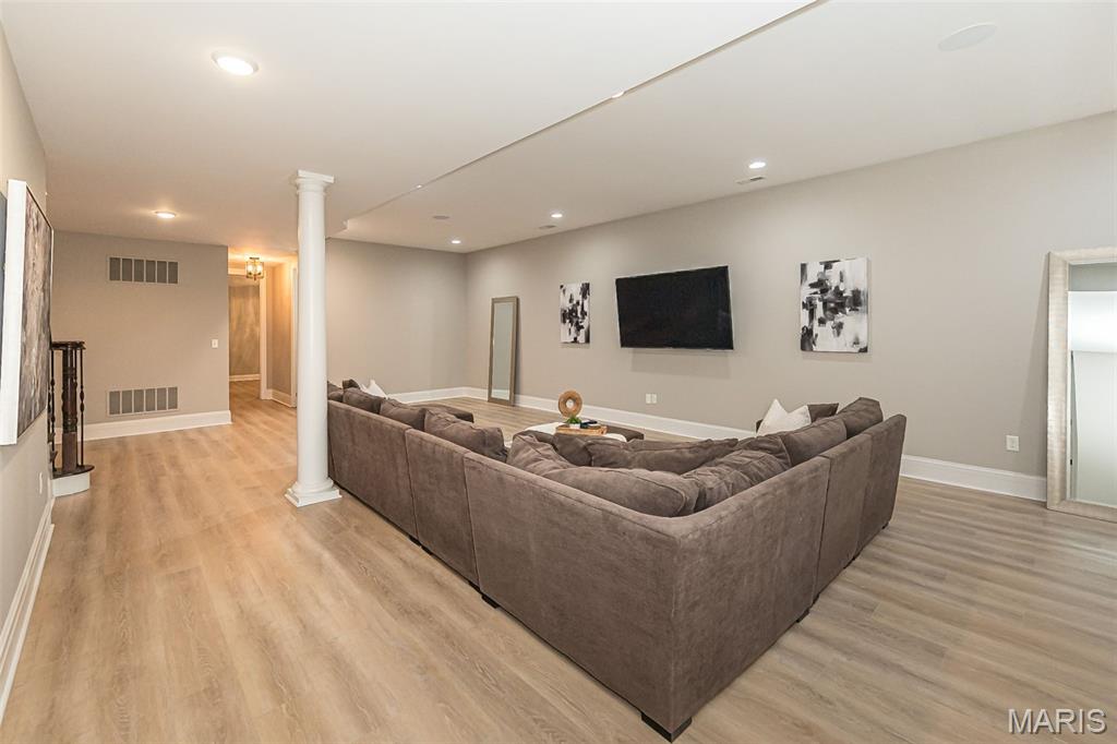 Arbors At Kehrs Mill - Residential