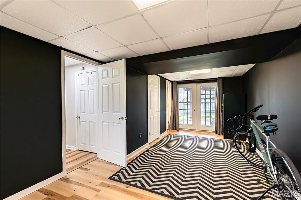 Terric Manor 01 - Residential