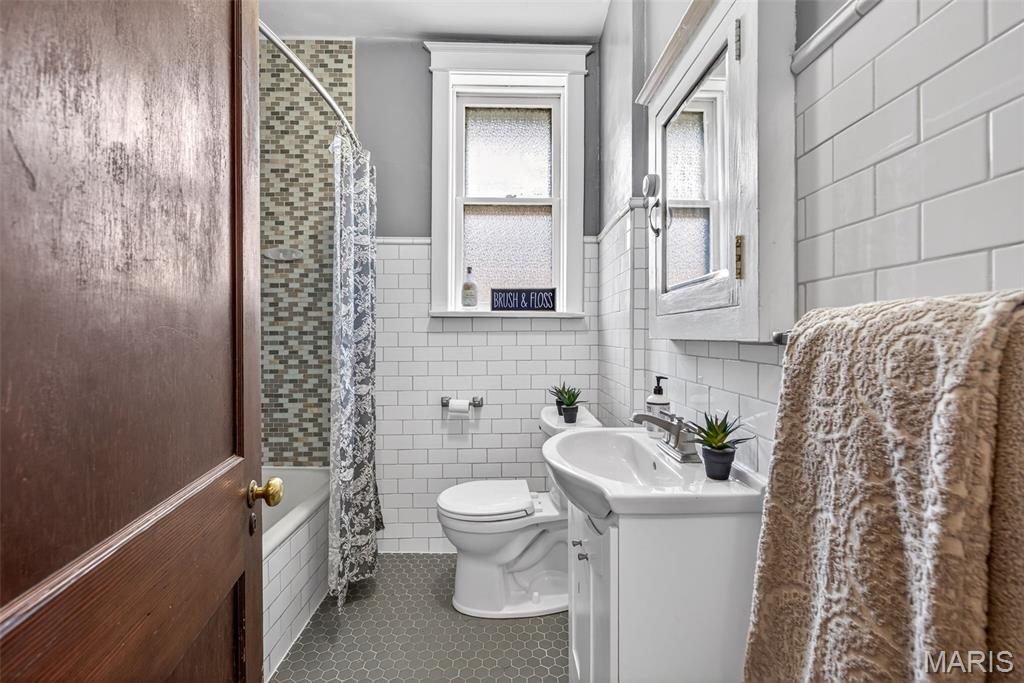 Wayne Place Add - Residential