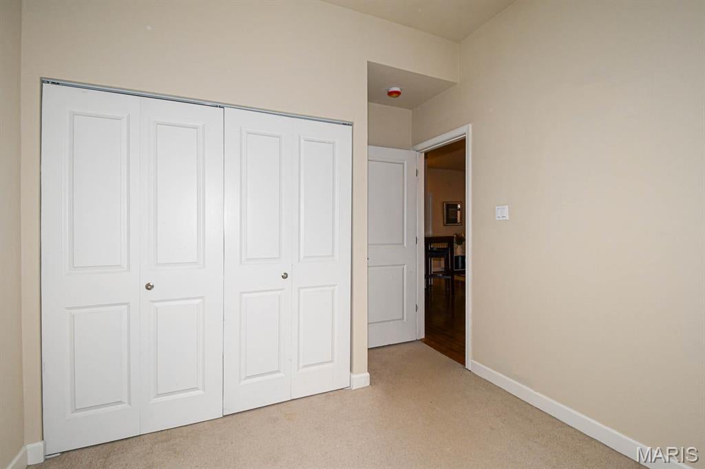 Del-Clare Condo - Residential