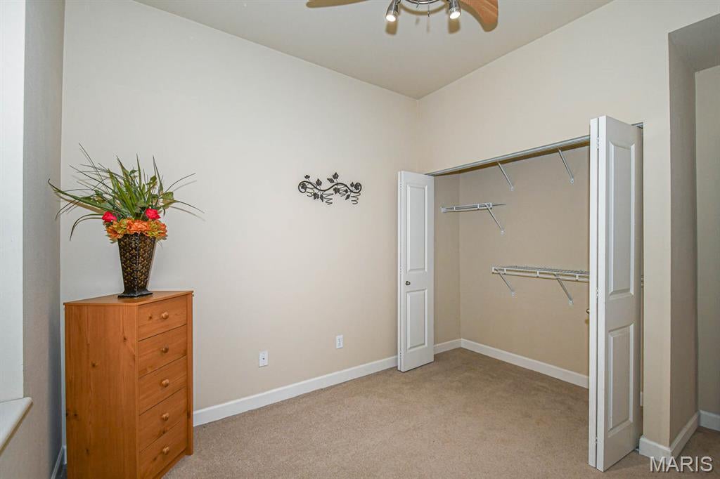 Del-Clare Condo - Residential