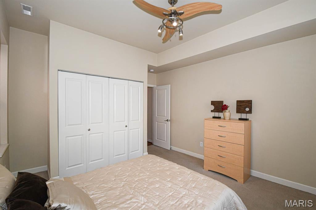 Del-Clare Condo - Residential